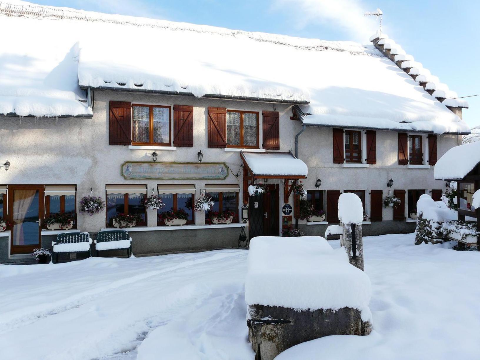 Auberge Des Montauds - Hotel & Restaurant Виллар-де-Ланс Экстерьер фото