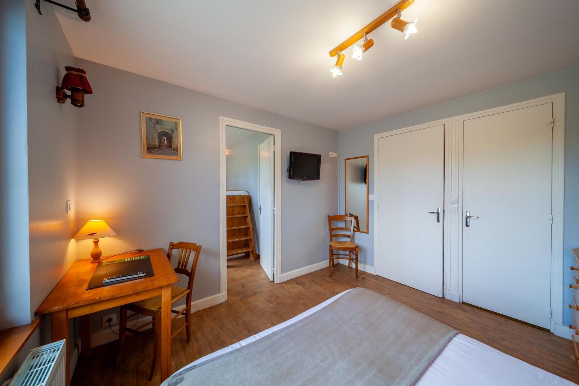 Auberge Des Montauds - Hotel & Restaurant Виллар-де-Ланс Номер фото